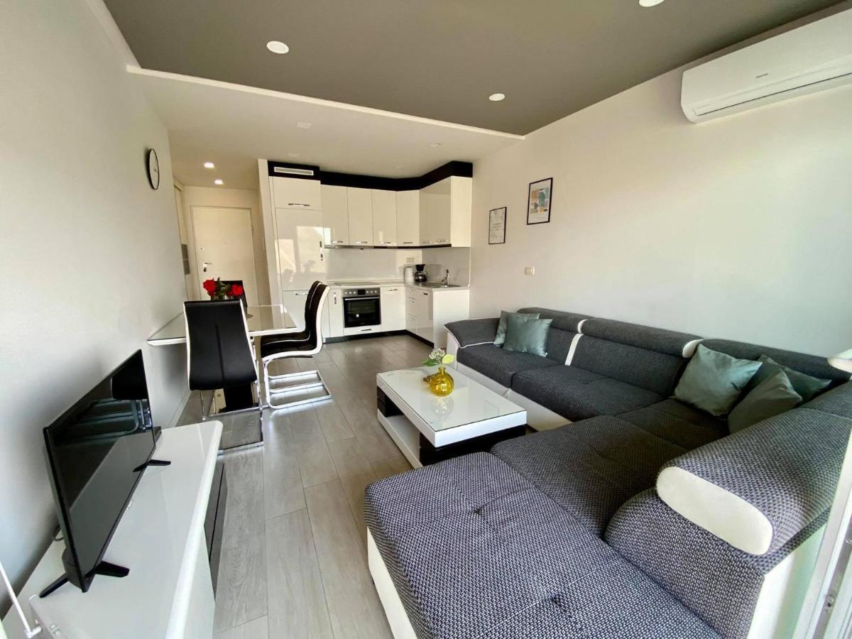 Lux Apartment Sea View Makarska Exterior photo